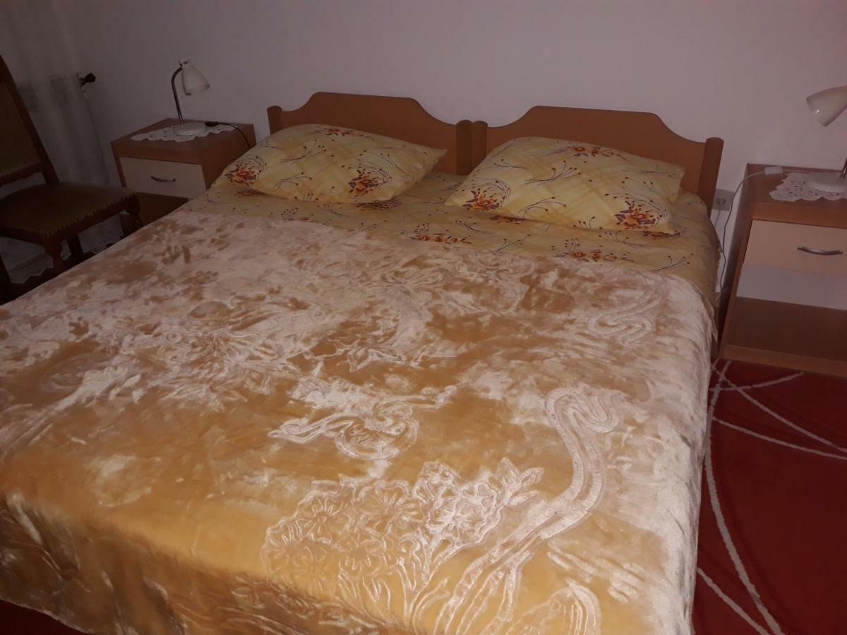 Rooms Katija Мали-Стон Экстерьер фото
